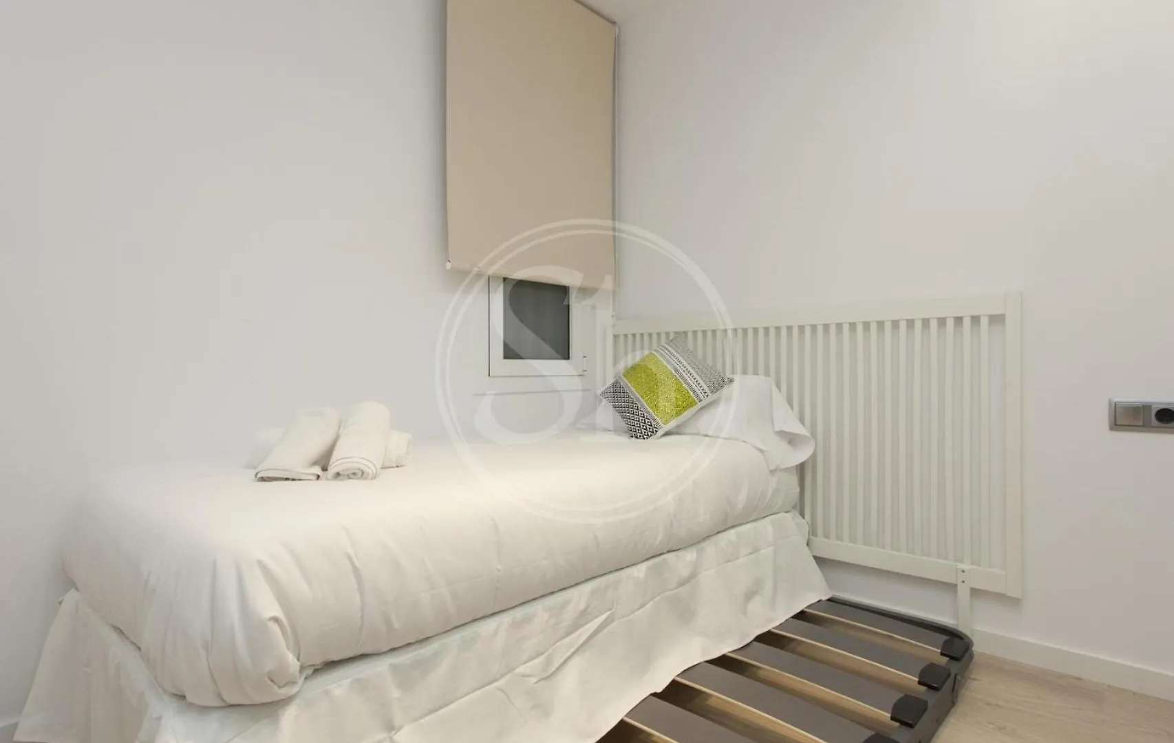 Apartment For 8 People Barcelona