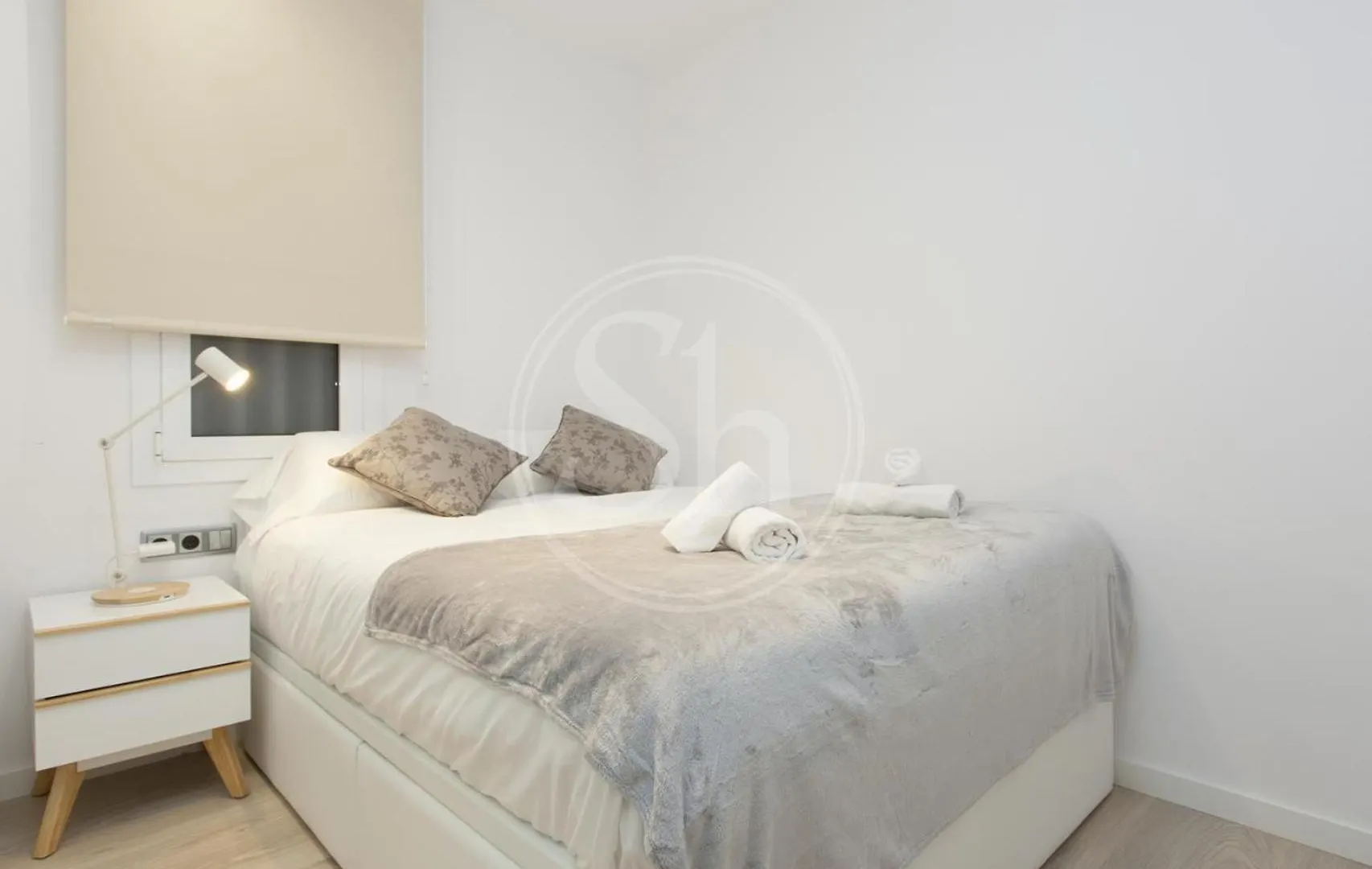 Apartment For 8 People Barcelona 0*,  Spain