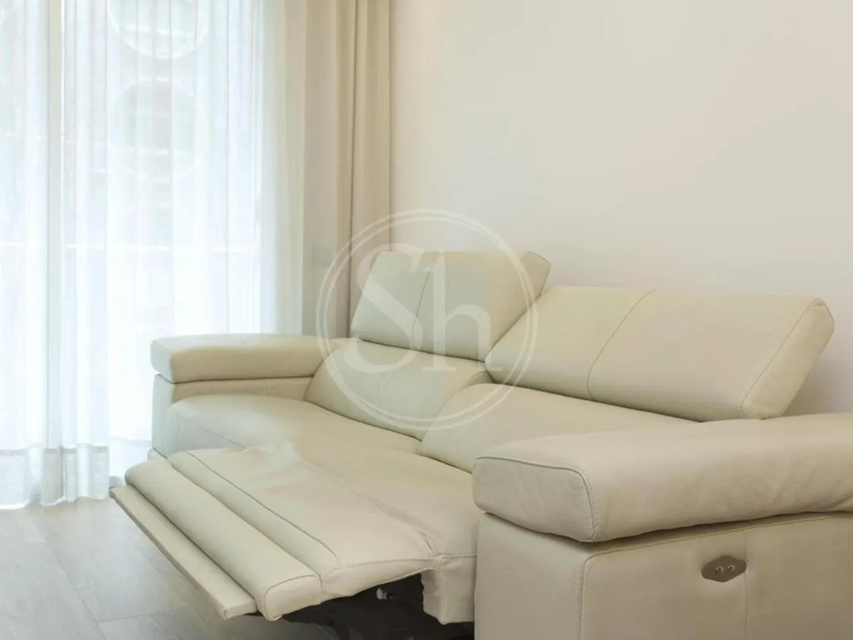 Apartment For 8 People Barcelona