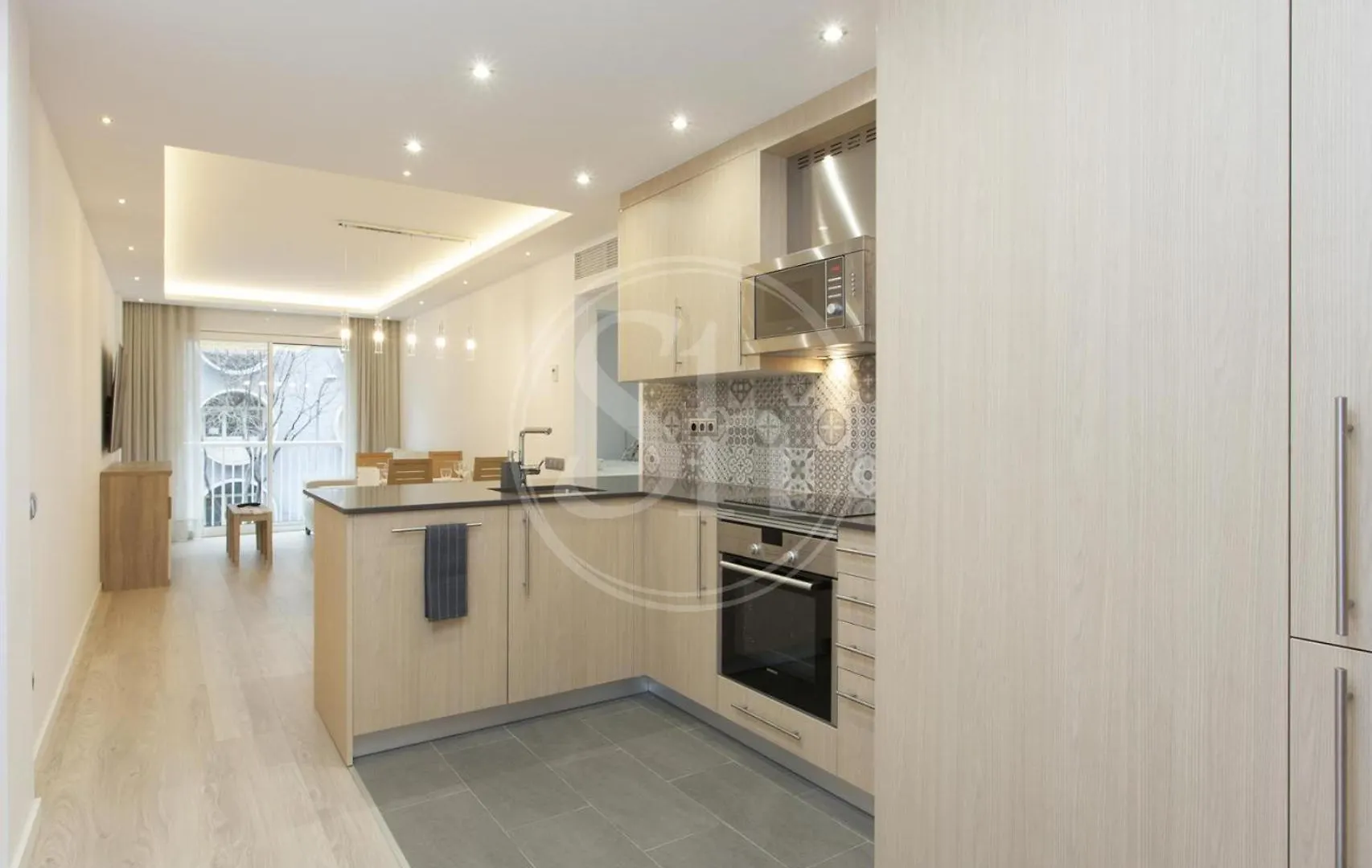 Apartment For 8 People Barcellona 0*,